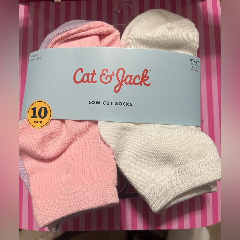 Cat & Jack low cut socks. Girls 4T-5T. New. 10 pair